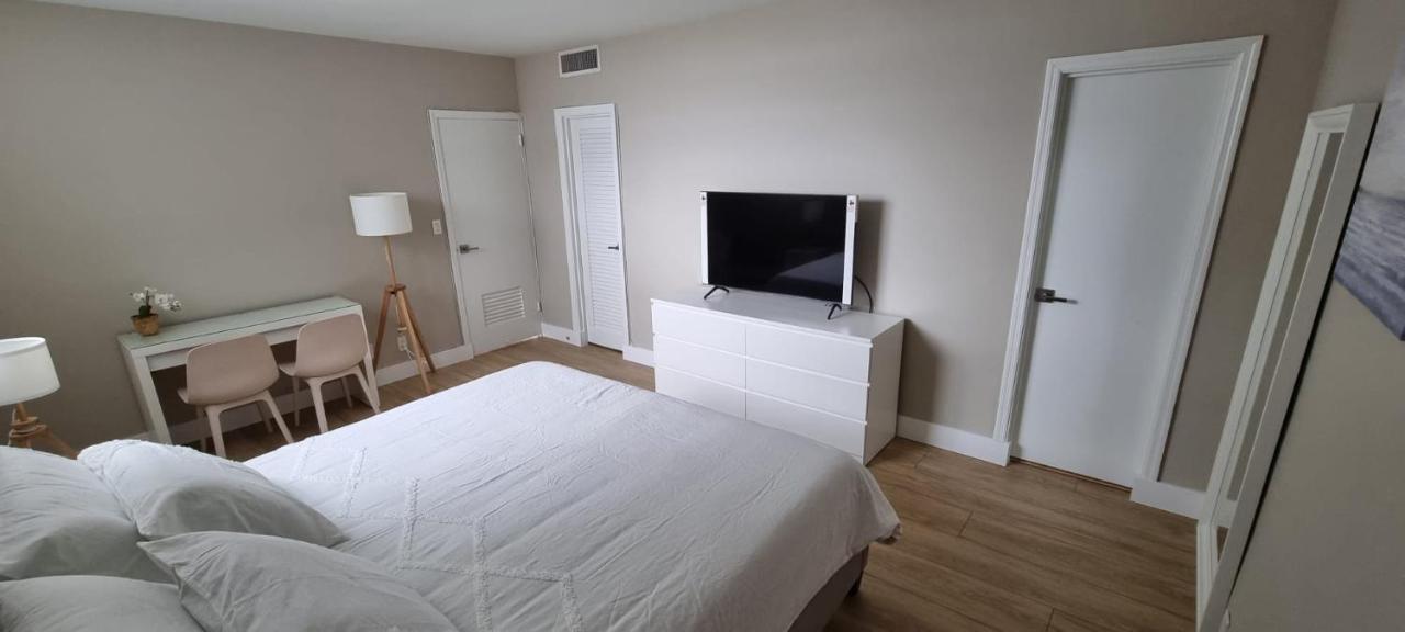 New Luxury Apartment 2Br 2Ba Direct Beach Access Hollywood Eksteriør bilde