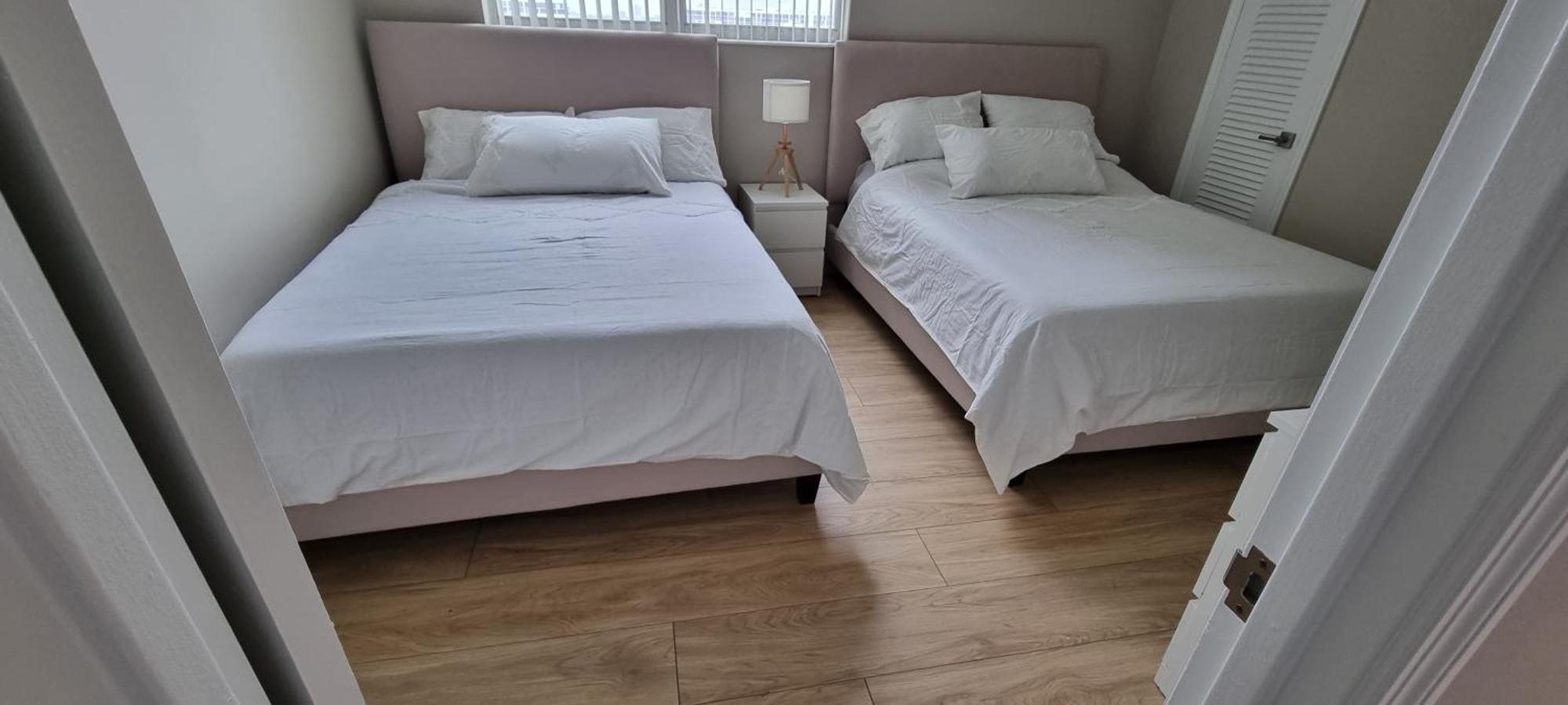 New Luxury Apartment 2Br 2Ba Direct Beach Access Hollywood Eksteriør bilde