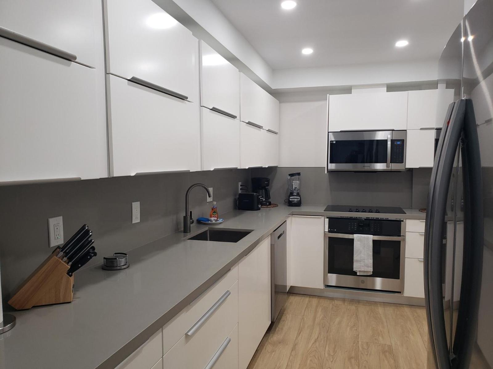 New Luxury Apartment 2Br 2Ba Direct Beach Access Hollywood Eksteriør bilde